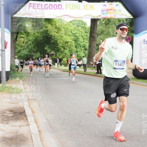 29.06.2025 - hella hamburg halbmarathon MichiJ http://msf.ph/oto/8215229 29.06.2025 10:23:35 Zwischen KM18-KM19 3005, 4477, 5152, 11661, 14069, 17489 meine-sportfotos.de
