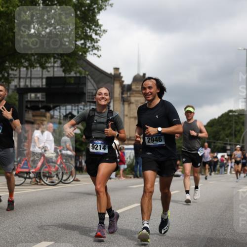 29.06.2025 - hella hamburg halbmarathon Yannick Fuchs http://msf.ph/oto/8215424 29.06.2025 10:45:35 20KM 1335, 2364, 2636, 2670, 2718, 2823, 2946, 4033, 4297, 4404, 4839, 4967, 5087, 5600, 5820, 6776, 7224, 7786, 7943, 8413, 8856, 8930, 8989, 9074, 9214, 9476, 9656, 9739, 9793, 9869, 9959, 10057, 10667, 10691, 10868, 11124, 11625, 12224, 12450, 13403, 13707, 13726, 13799, 14012, 14248, 14458, 14865, 14994, 15426, 15496, 15643, 15899, 16666, 17033, 17131, 17530, 17682, 17815, 17962, 17978, 18019, 18820, 19020, 19053 meine-sportfotos.de