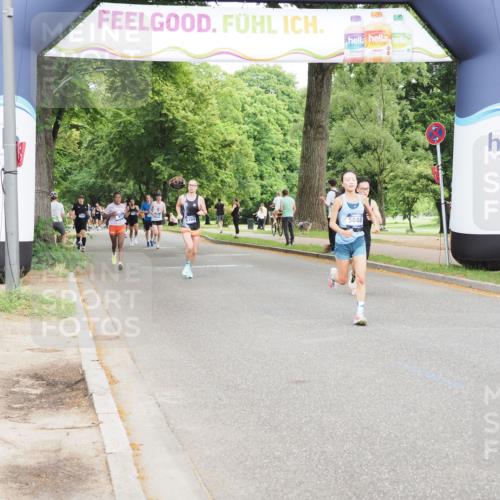 29.06.2025 - hella hamburg halbmarathon MichiJ http://msf.ph/oto/8215564 29.06.2025 10:23:37 Zwischen KM18-KM19 4477, 5048, 5152, 11661, 14069, 17489 meine-sportfotos.de