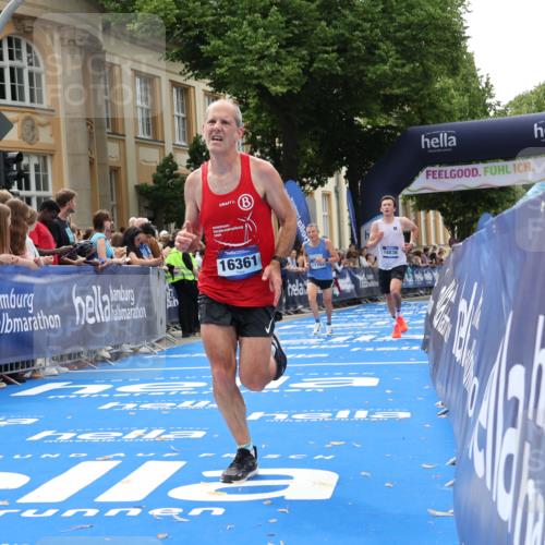 29.06.2025 - hella hamburg halbmarathon Strokosch-Dieckow http://msf.ph/oto/8215613 29.06.2025 10:24:55 Ziel 1271, 2483, 7142, 10867, 11678, 13872, 14836, 16361, 17752 meine-sportfotos.de