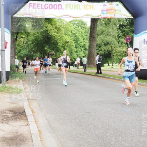 29.06.2025 - hella hamburg halbmarathon MichiJ http://msf.ph/oto/8215750 29.06.2025 10:23:38 Zwischen KM18-KM19 57, 4477, 5048, 5152, 9519, 11661, 14069, 17489 meine-sportfotos.de