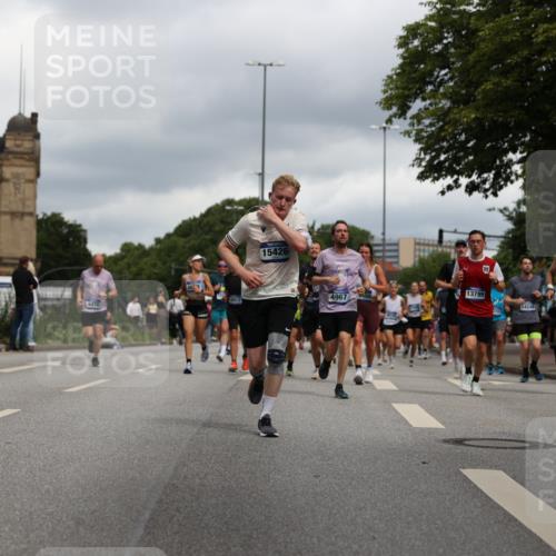 29.06.2025 - hella hamburg halbmarathon Yannick Fuchs http://msf.ph/oto/8215896 29.06.2025 10:45:38 20KM 1335, 2364, 2396, 2636, 2670, 2718, 2818, 2823, 2946, 4033, 4297, 4404, 4814, 4839, 4967, 5087, 5102, 5820, 6657, 6776, 7224, 7786, 8413, 8710, 8856, 8930, 9074, 9214, 9476, 9656, 9739, 9793, 9869, 9959, 10667, 10691, 10868, 11124, 11625, 11791, 12224, 12450, 13403, 13707, 13726, 13792, 13799, 14012, 14248, 14458, 14865, 14994, 15426, 15496, 15643, 15899, 16666, 17033, 17131, 17530, 17682, 17815, 17962, 17978, 18019, 18820, 18869, 19020, 19053 meine-sportfotos.de