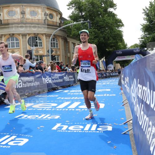 29.06.2025 - hella hamburg halbmarathon Strokosch-Dieckow http://msf.ph/oto/8215974 29.06.2025 10:25:08 Ziel 8376, 11078, 11994, 13913, 14113, 15483, 16484 meine-sportfotos.de
