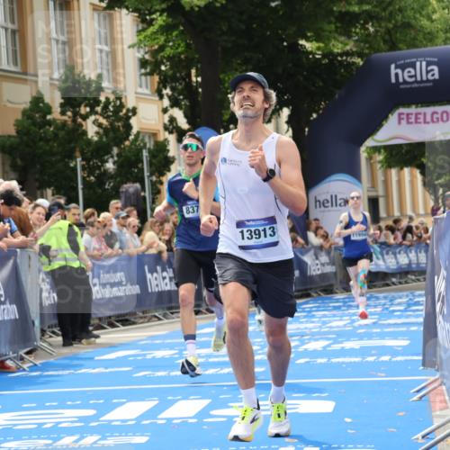 29.06.2025 - hella hamburg halbmarathon Strokosch-Dieckow http://msf.ph/oto/8215994 29.06.2025 10:25:13 Ziel 8376, 11994, 13913, 14113, 16484 meine-sportfotos.de