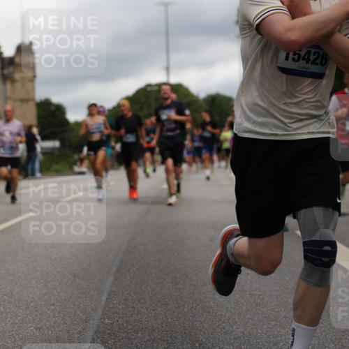 29.06.2025 - hella hamburg halbmarathon Yannick Fuchs http://msf.ph/oto/8216120 29.06.2025 10:45:40 20KM 1335, 2364, 2396, 2636, 2670, 2718, 2818, 2823, 2946, 4033, 4297, 4404, 4814, 4839, 4967, 5008, 5087, 5102, 5820, 6286, 6657, 6776, 7224, 7786, 8371, 8413, 8710, 8856, 8930, 9074, 9214, 9476, 9656, 9739, 9793, 9869, 9959, 10667, 10868, 11124, 11625, 11791, 12224, 12450, 13015, 13403, 13707, 13726, 13792, 13799, 14012, 14248, 14865, 14994, 15426, 15496, 15643, 15899, 16666, 17033, 17131, 17530, 17682, 17815, 17962, 17978, 18019, 18475, 18820, 18869, 19020, 19053 meine-sportfotos.de