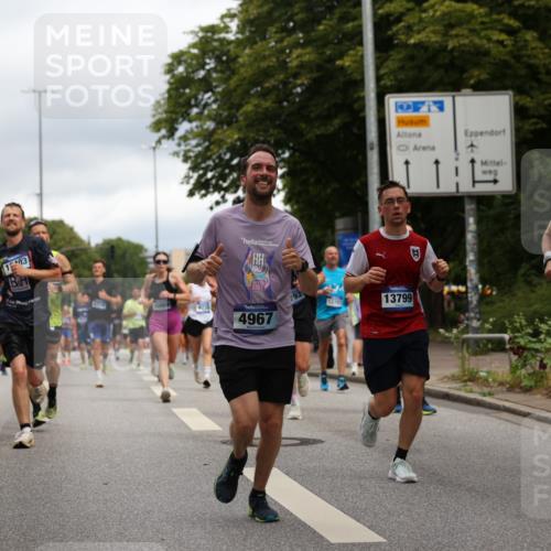 29.06.2025 - hella hamburg halbmarathon Yannick Fuchs http://msf.ph/oto/8216176 29.06.2025 10:45:41 20KM 1335, 2364, 2396, 2636, 2670, 2718, 2818, 2823, 2946, 4033, 4297, 4404, 4814, 4839, 4967, 5008, 5087, 5102, 5820, 6286, 6657, 6776, 7224, 7786, 8371, 8413, 8710, 8856, 8930, 9074, 9214, 9476, 9656, 9739, 9793, 9869, 9959, 10667, 10868, 11791, 12224, 12450, 13015, 13403, 13707, 13726, 13792, 13799, 14012, 14248, 14865, 14994, 15426, 15496, 15643, 15899, 16666, 17033, 17131, 17530, 17682, 17815, 17962, 17978, 18019, 18475, 18820, 18869, 19020, 19053 meine-sportfotos.de