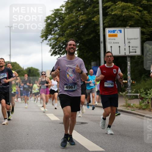 29.06.2025 - hella hamburg halbmarathon Yannick Fuchs http://msf.ph/oto/8216179 29.06.2025 10:45:41 20KM 1335, 2364, 2396, 2636, 2670, 2718, 2818, 2823, 2946, 4033, 4297, 4404, 4814, 4839, 4967, 5008, 5087, 5102, 5820, 6286, 6657, 6776, 7224, 7786, 8371, 8413, 8710, 8856, 8930, 9074, 9214, 9476, 9656, 9739, 9793, 9869, 9959, 10667, 10868, 11791, 12224, 12450, 13015, 13403, 13707, 13726, 13792, 13799, 14012, 14248, 14865, 14994, 15426, 15496, 15643, 15899, 16666, 17033, 17131, 17530, 17682, 17815, 17962, 17978, 18019, 18475, 18820, 18869, 19020, 19053 meine-sportfotos.de