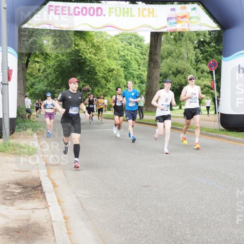 29.06.2025 - hella hamburg halbmarathon MichiJ http://msf.ph/oto/8216681 29.06.2025 10:23:43 Zwischen KM18-KM19 57, 1217, 5048, 6169, 7972, 9519, 11202, 14388, 16712 meine-sportfotos.de