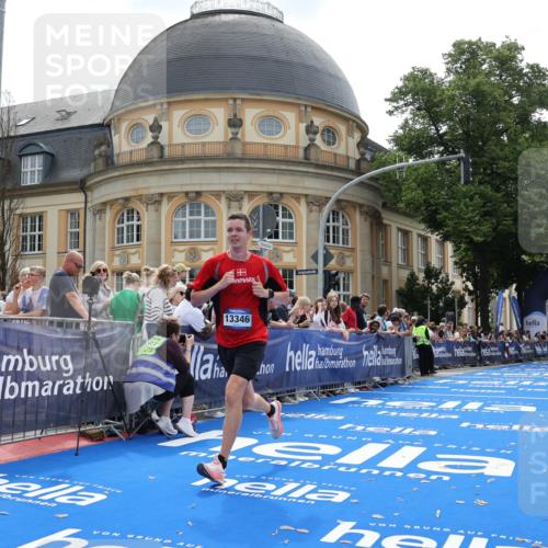 29.06.2025 - hella hamburg halbmarathon Strokosch-Dieckow http://msf.ph/oto/8216751 29.06.2025 10:25:34 Ziel 4338, 13346, 14107 meine-sportfotos.de