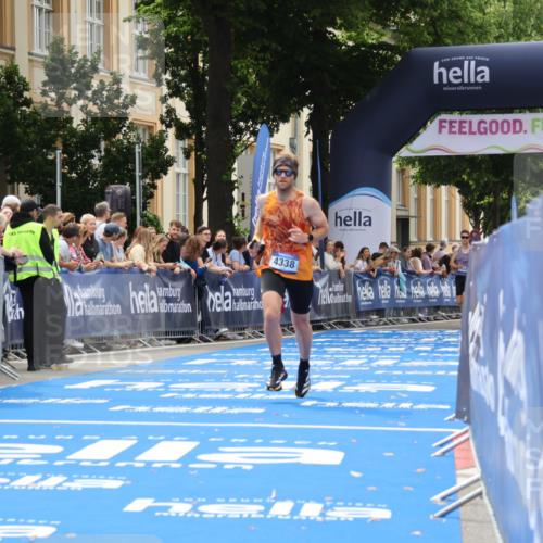 29.06.2025 - hella hamburg halbmarathon Strokosch-Dieckow http://msf.ph/oto/8216784 29.06.2025 10:25:38 Ziel 4338, 11228, 14107 meine-sportfotos.de