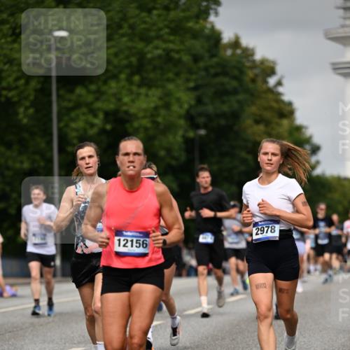 29.06.2025 - hella hamburg halbmarathon Dr. Thomas Lammeyer http://msf.ph/oto/8216988 29.06.2025 10:12:50 Kennedybrücke 1147, 1188, 2427, 2978, 4859, 5100, 5885, 6590, 6674, 6918, 7198, 7348, 7453, 9457, 9616, 9718, 9823, 9951, 9958, 9966, 10092, 10609, 10857 meine-sportfotos.de