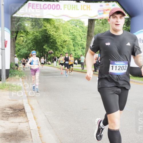 29.06.2025 - hella hamburg halbmarathon MichiJ http://msf.ph/oto/8217031 29.06.2025 10:23:44 Zwischen KM18-KM19 57, 1217, 5048, 6169, 7972, 9519, 11202, 14388, 16712 meine-sportfotos.de