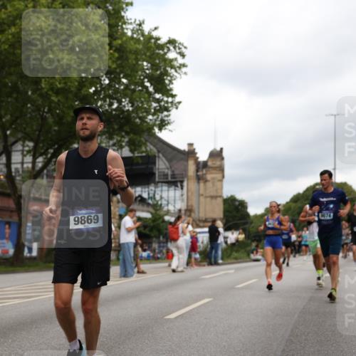 29.06.2025 - hella hamburg halbmarathon Yannick Fuchs http://msf.ph/oto/8217190 29.06.2025 10:45:49 20KM 2364, 2396, 2397, 2670, 2718, 2818, 4033, 4140, 4814, 4839, 5008, 5102, 6286, 6657, 6776, 7786, 8371, 8413, 8710, 8856, 9074, 9476, 9656, 9739, 9793, 9869, 10868, 11551, 11791, 12224, 12450, 12580, 13015, 13047, 13051, 13403, 13707, 13726, 13792, 13799, 14012, 14122, 14248, 14865, 14994, 15356, 15496, 15643, 15727, 15831, 16179, 16591, 17033, 17131, 17530, 17682, 17815, 17962, 17978, 17997, 18019, 18475, 18869, 18982, 19020 meine-sportfotos.de