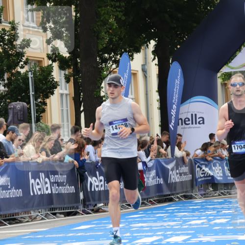 29.06.2025 - hella hamburg halbmarathon Strokosch-Dieckow http://msf.ph/oto/8217557 29.06.2025 10:26:29 Ziel 1577, 7380, 9565, 14728, 17040 meine-sportfotos.de