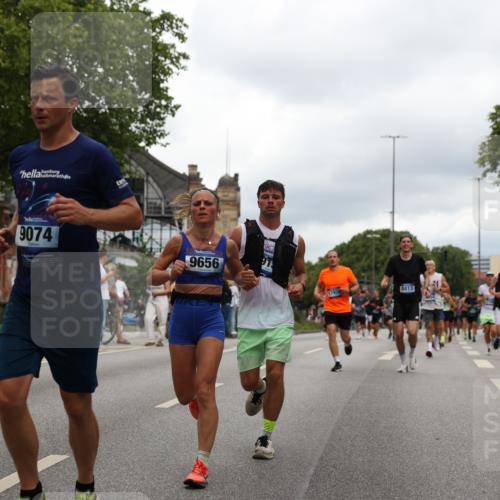 29.06.2025 - hella hamburg halbmarathon Yannick Fuchs http://msf.ph/oto/8217598 29.06.2025 10:45:51 20KM 2364, 2396, 2397, 2670, 2718, 2818, 4033, 4140, 4814, 4839, 5008, 5102, 6286, 6657, 6776, 7724, 7786, 8371, 8413, 8710, 8856, 9074, 9082, 9656, 9739, 9793, 9869, 11551, 11791, 12224, 12450, 12580, 13015, 13047, 13051, 13707, 13726, 13792, 13799, 14012, 14122, 14248, 14865, 14994, 15356, 15496, 15643, 15727, 15829, 15831, 16003, 16179, 16591, 17033, 17131, 17682, 17815, 17962, 17978, 17997, 18019, 18475, 18869, 18982, 19020 meine-sportfotos.de