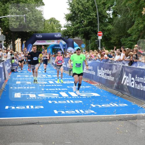 29.06.2025 - hella hamburg halbmarathon Zöllner http://msf.ph/oto/8217634 29.06.2025 10:51:42 Ziel 5008, 13327, 14012, 14458, 15496, 15899, 19007, 19020 meine-sportfotos.de