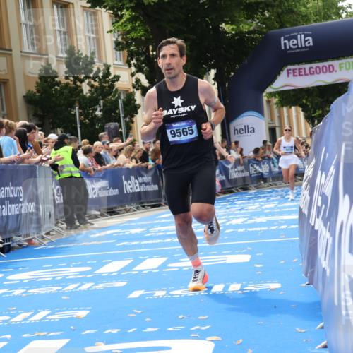 29.06.2025 - hella hamburg halbmarathon Strokosch-Dieckow http://msf.ph/oto/8217732 29.06.2025 10:26:39 Ziel 1065, 1577, 9565, 10848, 19076 meine-sportfotos.de