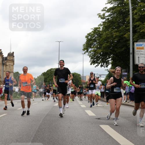 29.06.2025 - hella hamburg halbmarathon Yannick Fuchs http://msf.ph/oto/8217786 29.06.2025 10:45:53 20KM 2364, 2396, 2397, 2670, 2718, 2818, 4033, 4140, 4814, 4839, 5008, 5102, 6286, 6657, 6776, 7409, 7724, 7786, 8371, 8413, 8710, 8856, 9074, 9082, 9656, 9739, 9869, 11551, 11791, 12224, 12367, 12580, 13015, 13047, 13051, 13707, 13726, 13792, 14122, 14561, 14865, 14994, 15356, 15496, 15643, 15727, 15829, 15831, 16003, 16179, 16591, 17033, 17131, 17682, 17815, 17962, 17978, 17997, 18019, 18475, 18869, 18982 meine-sportfotos.de