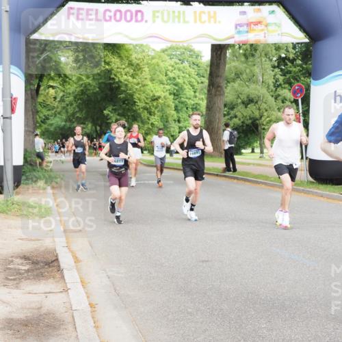 29.06.2025 - hella hamburg halbmarathon MichiJ http://msf.ph/oto/8217809 29.06.2025 10:23:53 Zwischen KM18-KM19 1002, 1644, 7884, 8864, 16140, 16695, 17014 meine-sportfotos.de
