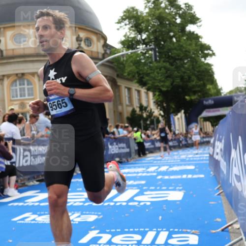 29.06.2025 - hella hamburg halbmarathon Strokosch-Dieckow http://msf.ph/oto/8217819 29.06.2025 10:26:41 Ziel 1065, 1577, 9565, 10848, 19076 meine-sportfotos.de