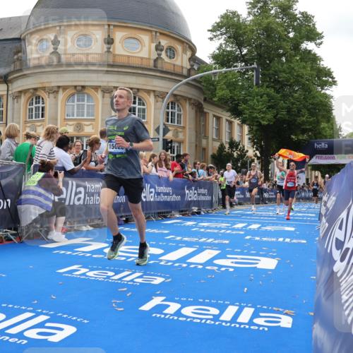 29.06.2025 - hella hamburg halbmarathon Strokosch-Dieckow http://msf.ph/oto/8218136 29.06.2025 10:26:59 Ziel 9079, 12641, 12992, 13780, 13956, 14828, 15023, 15671, 19050 meine-sportfotos.de