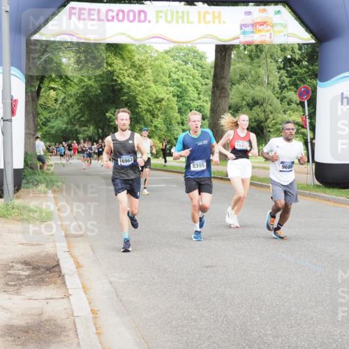 29.06.2025 - hella hamburg halbmarathon MichiJ http://msf.ph/oto/8218199 29.06.2025 10:23:55 Zwischen KM18-KM19 1002, 1644, 8395, 8864, 9686, 15391, 16140, 16695, 16811 meine-sportfotos.de