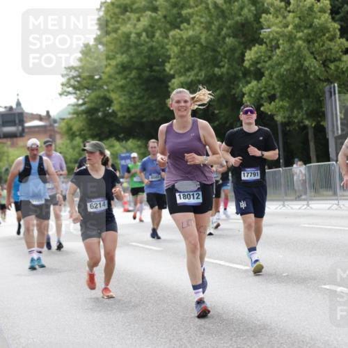 29.06.2025 - hella hamburg halbmarathon Jannik Wohlers http://msf.ph/oto/8218274 29.06.2025 10:27:11 Lombardsbrücke 2080, 3389, 4372, 5285, 6214, 7764, 7978, 8085, 10158, 10412, 10413, 11256, 12500, 13043, 14206, 16838, 17427, 17791, 18012, 18097, 18301, 18766 meine-sportfotos.de