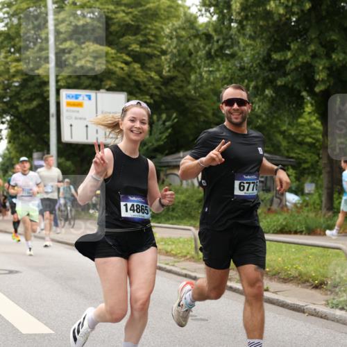 29.06.2025 - hella hamburg halbmarathon Yannick Fuchs http://msf.ph/oto/8218359 29.06.2025 10:45:54 20KM 2287, 2364, 2396, 2397, 2595, 2670, 2718, 2818, 4033, 4140, 4814, 5008, 5102, 6286, 6657, 6776, 7409, 7724, 7786, 8371, 8413, 8710, 8856, 9074, 9082, 9656, 9869, 11551, 11791, 12224, 12367, 12580, 13015, 13047, 13051, 13726, 13792, 14122, 14561, 14865, 14994, 15356, 15643, 15727, 15829, 15831, 16003, 16179, 16591, 17033, 17131, 17682, 17815, 17962, 17978, 17997, 18019, 18475, 18869, 18982 meine-sportfotos.de