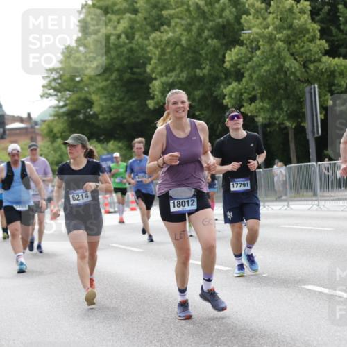 29.06.2025 - hella hamburg halbmarathon Jannik Wohlers http://msf.ph/oto/8218486 29.06.2025 10:27:11 Lombardsbrücke 2080, 3389, 4372, 5285, 6214, 7764, 7978, 8085, 10158, 10412, 10413, 11256, 12500, 13043, 14206, 16838, 17427, 17791, 18012, 18097, 18301, 18766 meine-sportfotos.de