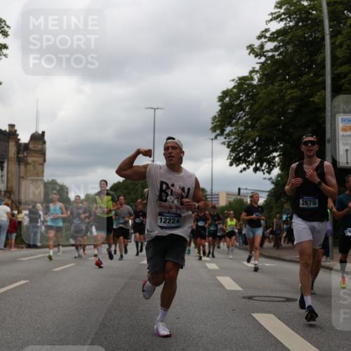 29.06.2025 - hella hamburg halbmarathon Yannick Fuchs http://msf.ph/oto/8218584 29.06.2025 10:45:56 20KM 2287, 2364, 2396, 2397, 2595, 2670, 2818, 4140, 4814, 5008, 5102, 6286, 6390, 6657, 6776, 7409, 7724, 7786, 8371, 8413, 8661, 8710, 8856, 9074, 9082, 9656, 9869, 10115, 11551, 11791, 12224, 12367, 12580, 13015, 13047, 13051, 13726, 13792, 14122, 14561, 14865, 14994, 15356, 15643, 15727, 15829, 15831, 16003, 16179, 16591, 17033, 17682, 17815, 17962, 17978, 17997, 18019, 18475, 18869, 18982 meine-sportfotos.de