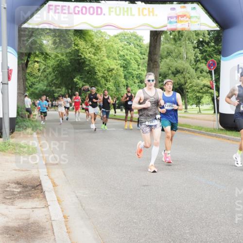 29.06.2025 - hella hamburg halbmarathon MichiJ http://msf.ph/oto/8218888 29.06.2025 10:24:05 Zwischen KM18-KM19 7867, 14952, 18419 meine-sportfotos.de