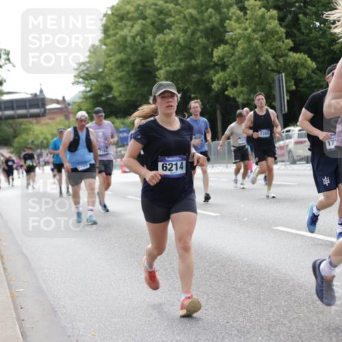 29.06.2025 - hella hamburg halbmarathon Jannik Wohlers http://msf.ph/oto/8218915 29.06.2025 10:27:13 Lombardsbrücke 2080, 3389, 4372, 5285, 6214, 7764, 7978, 8085, 9688, 10158, 10412, 10413, 11256, 12500, 13043, 14206, 16838, 17427, 17791, 18012, 18301, 18626, 18766 meine-sportfotos.de