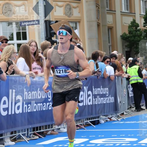 29.06.2025 - hella hamburg halbmarathon Strokosch-Dieckow http://msf.ph/oto/8219008 29.06.2025 10:28:01 Ziel 10106, 10485, 12189, 13383, 14757, 15883, 16377, 17488 meine-sportfotos.de