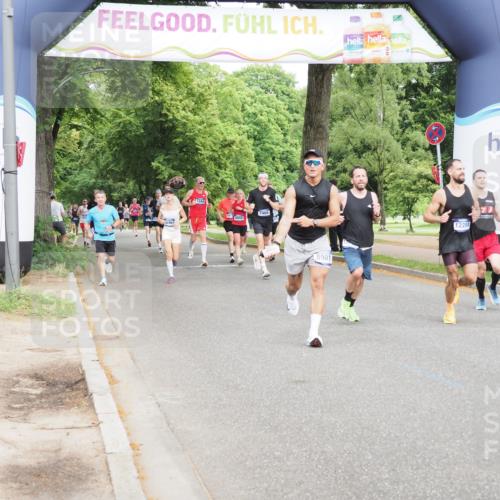 29.06.2025 - hella hamburg halbmarathon MichiJ http://msf.ph/oto/8219063 29.06.2025 10:24:07 Zwischen KM18-KM19 7867, 8901, 12204, 13343, 14952, 15390, 18419 meine-sportfotos.de