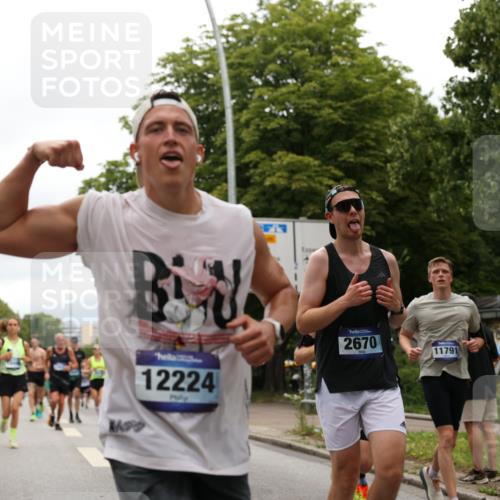29.06.2025 - hella hamburg halbmarathon Yannick Fuchs http://msf.ph/oto/8219068 29.06.2025 10:45:57 20KM 2287, 2364, 2396, 2397, 2595, 2670, 2818, 4140, 4814, 5008, 5102, 6286, 6390, 6657, 6776, 7409, 7724, 7732, 7786, 8371, 8413, 8661, 8710, 8856, 9074, 9082, 9656, 9869, 10115, 11551, 11791, 12224, 12367, 12580, 13015, 13047, 13051, 13726, 13792, 14122, 14561, 14865, 15356, 15643, 15727, 15829, 15831, 16003, 16179, 16591, 17033, 17682, 17815, 17962, 17978, 17997, 18019, 18475, 18869, 18982 meine-sportfotos.de