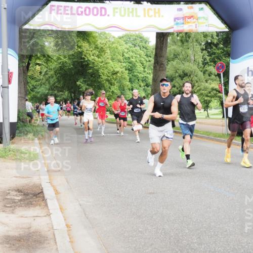 29.06.2025 - hella hamburg halbmarathon MichiJ http://msf.ph/oto/8219080 29.06.2025 10:24:07 Zwischen KM18-KM19 7867, 8901, 12204, 13343, 14952, 15390, 18419 meine-sportfotos.de