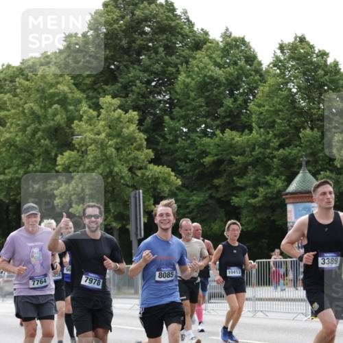 29.06.2025 - hella hamburg halbmarathon Jannik Wohlers http://msf.ph/oto/8219156 29.06.2025 10:27:15 Lombardsbrücke 2080, 3389, 4372, 5285, 6214, 7764, 7978, 8085, 9688, 10158, 10412, 10413, 11256, 12500, 13043, 14206, 16838, 17427, 17791, 18012, 18301, 18626, 18766 meine-sportfotos.de