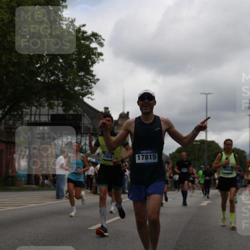 29.06.2025 - hella hamburg halbmarathon Yannick Fuchs http://msf.ph/oto/8219349 29.06.2025 10:45:58 20KM 2287, 2364, 2396, 2397, 2595, 2670, 2818, 4140, 4814, 5008, 5102, 5482, 6286, 6390, 6657, 6776, 7409, 7724, 7732, 7786, 8371, 8413, 8661, 8710, 8856, 9074, 9082, 9656, 9869, 10115, 11551, 11791, 12224, 12367, 12580, 13015, 13047, 13051, 13726, 13792, 14122, 14561, 14865, 15356, 15643, 15727, 15829, 15831, 16003, 16179, 16591, 17033, 17682, 17815, 17962, 17978, 17997, 18019, 18475, 18869, 18982 meine-sportfotos.de