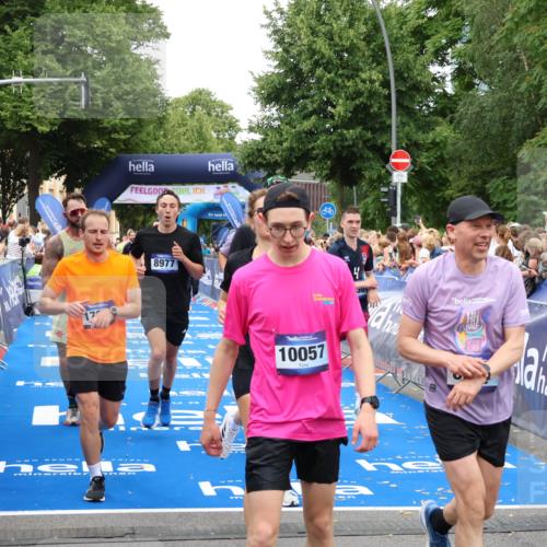 29.06.2025 - hella hamburg halbmarathon Zöllner http://msf.ph/oto/8219577 29.06.2025 10:52:07 Ziel 1482, 2595, 4033, 5093, 5336, 5378, 6390, 7130, 7409, 7732, 8413, 8977, 12580, 15356, 15506, 15829, 16179, 16666, 17978, 18801 meine-sportfotos.de