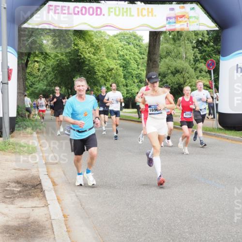 29.06.2025 - hella hamburg halbmarathon MichiJ http://msf.ph/oto/8219621 29.06.2025 10:24:10 Zwischen KM18-KM19 1344, 4050, 4740, 7466, 7867, 8901, 10771, 12204, 13343, 14952, 15390, 16964, 18419 meine-sportfotos.de