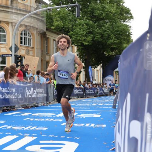 29.06.2025 - hella hamburg halbmarathon Strokosch-Dieckow http://msf.ph/oto/8219732 29.06.2025 10:28:25 Ziel 3075, 5328, 12529, 14140, 16711, 17374 meine-sportfotos.de