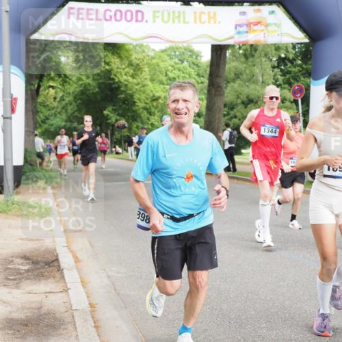 29.06.2025 - hella hamburg halbmarathon MichiJ http://msf.ph/oto/8219812 29.06.2025 10:24:11 Zwischen KM18-KM19 1344, 4050, 4740, 7466, 7867, 8901, 10771, 11898, 12204, 13343, 14952, 15390, 15991, 16964, 18419 meine-sportfotos.de