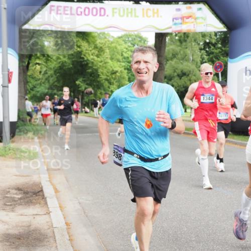 29.06.2025 - hella hamburg halbmarathon MichiJ http://msf.ph/oto/8219873 29.06.2025 10:24:11 Zwischen KM18-KM19 1344, 4050, 4740, 7466, 7867, 8901, 10771, 11898, 12204, 13343, 14952, 15390, 15991, 16964, 18419 meine-sportfotos.de