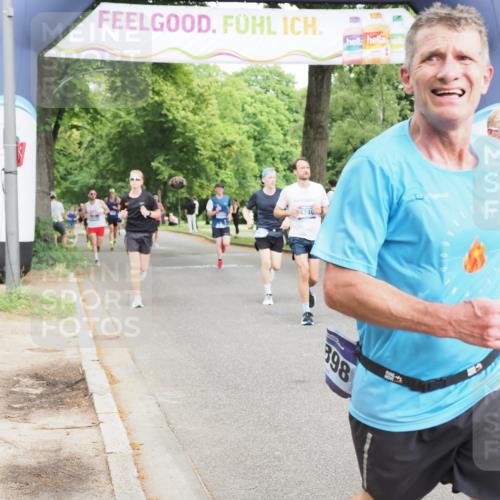 29.06.2025 - hella hamburg halbmarathon MichiJ http://msf.ph/oto/8220063 29.06.2025 10:24:11 Zwischen KM18-KM19 1344, 4050, 4740, 7466, 7867, 8901, 10771, 11898, 12204, 13343, 14952, 15390, 15991, 16964, 18419 meine-sportfotos.de