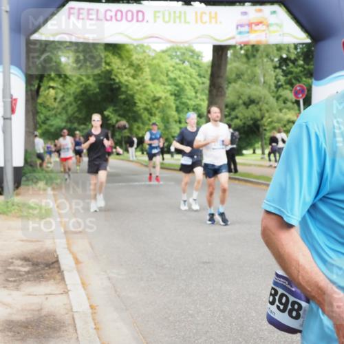 29.06.2025 - hella hamburg halbmarathon MichiJ http://msf.ph/oto/8220128 29.06.2025 10:24:12 Zwischen KM18-KM19 1344, 4050, 4740, 7466, 8901, 10771, 11898, 12204, 13343, 14952, 15390, 15991, 16964, 18419 meine-sportfotos.de