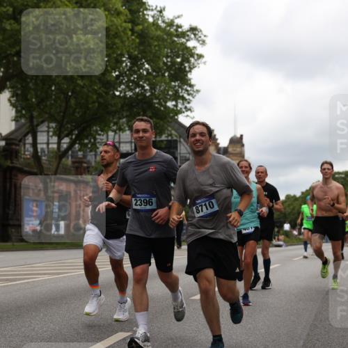 29.06.2025 - hella hamburg halbmarathon Yannick Fuchs http://msf.ph/oto/8220291 29.06.2025 10:46:00 20KM 2287, 2364, 2396, 2397, 2595, 2670, 2818, 4140, 4814, 5008, 5032, 5093, 5102, 5482, 6286, 6390, 6657, 6776, 7409, 7724, 7732, 7786, 8371, 8413, 8661, 8710, 9082, 10115, 11551, 11791, 12224, 12367, 12580, 13015, 13047, 13051, 13792, 14122, 14300, 14561, 14865, 15356, 15643, 15727, 15829, 15831, 16003, 16179, 16357, 16591, 17033, 17682, 17815, 17978, 17997, 18019, 18475, 18869, 18982 meine-sportfotos.de