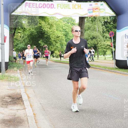 29.06.2025 - hella hamburg halbmarathon MichiJ http://msf.ph/oto/8220340 29.06.2025 10:24:14 Zwischen KM18-KM19 1344, 4050, 4740, 7466, 8901, 10771, 11559, 11898, 12204, 13343, 13419, 14603, 15115, 15390, 15991, 16964 meine-sportfotos.de