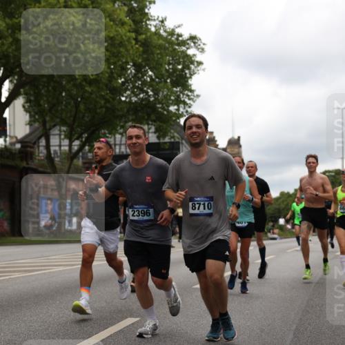 29.06.2025 - hella hamburg halbmarathon Yannick Fuchs http://msf.ph/oto/8220360 29.06.2025 10:46:00 20KM 2287, 2364, 2396, 2397, 2595, 2670, 2818, 4140, 4814, 5008, 5032, 5093, 5102, 5482, 6286, 6390, 6657, 6776, 7409, 7724, 7732, 7786, 8371, 8413, 8661, 8710, 9082, 10115, 11551, 11791, 12224, 12367, 12580, 13015, 13047, 13051, 13792, 14122, 14300, 14561, 14865, 15356, 15643, 15727, 15829, 15831, 16003, 16179, 16357, 16591, 17033, 17682, 17815, 17978, 17997, 18019, 18475, 18869, 18982 meine-sportfotos.de