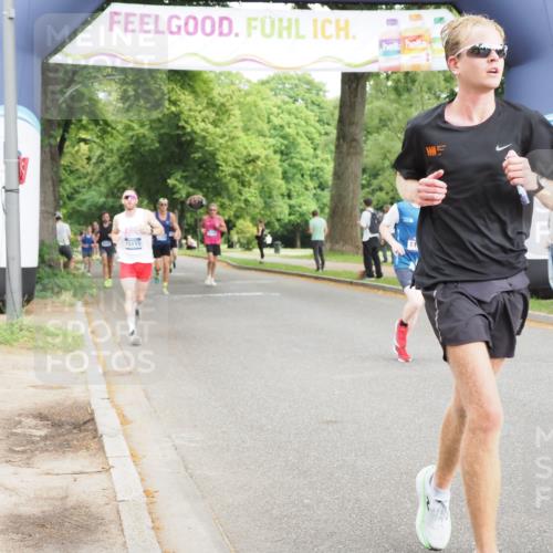 29.06.2025 - hella hamburg halbmarathon MichiJ http://msf.ph/oto/8220382 29.06.2025 10:24:14 Zwischen KM18-KM19 1344, 4050, 4740, 7466, 8901, 10771, 11559, 11898, 12204, 13343, 13419, 14603, 15115, 15390, 15991, 16964 meine-sportfotos.de