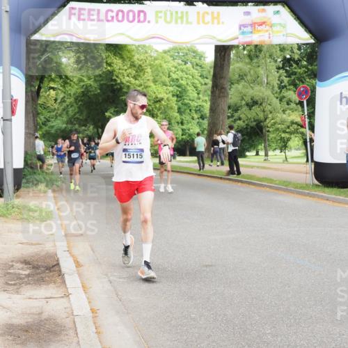 29.06.2025 - hella hamburg halbmarathon MichiJ http://msf.ph/oto/8220409 29.06.2025 10:24:16 Zwischen KM18-KM19 1344, 4050, 4740, 7466, 10771, 11559, 11898, 13419, 14603, 15115, 15991, 16964 meine-sportfotos.de